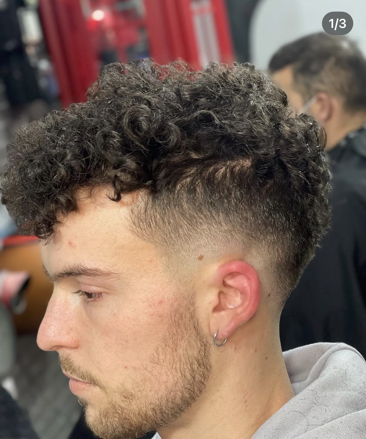 Caracóis e degradé lateral — trabalho da Barbearia do Miguel